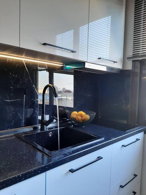 סלוניקי Thesstay Attica Downtown Boutique Apartment מראה חיצוני תמונה