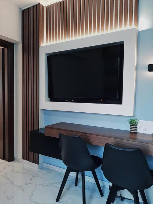 סלוניקי Thesstay Attica Downtown Boutique Apartment מראה חיצוני תמונה
